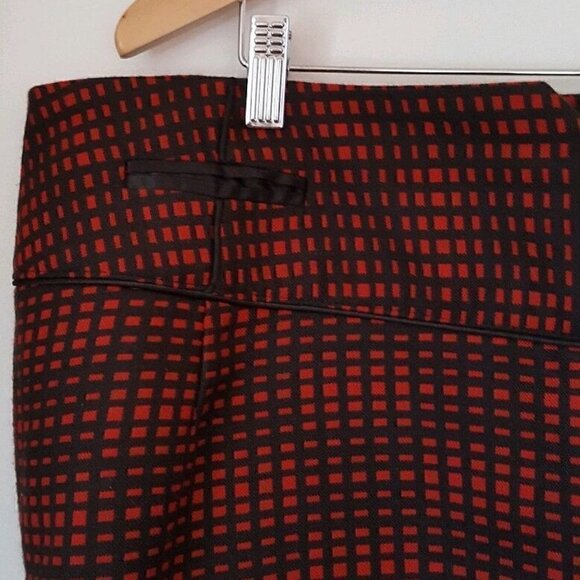Torrid Plaid Mini Skirt Plus Red Black Skater 18 - Picture 5 of 5